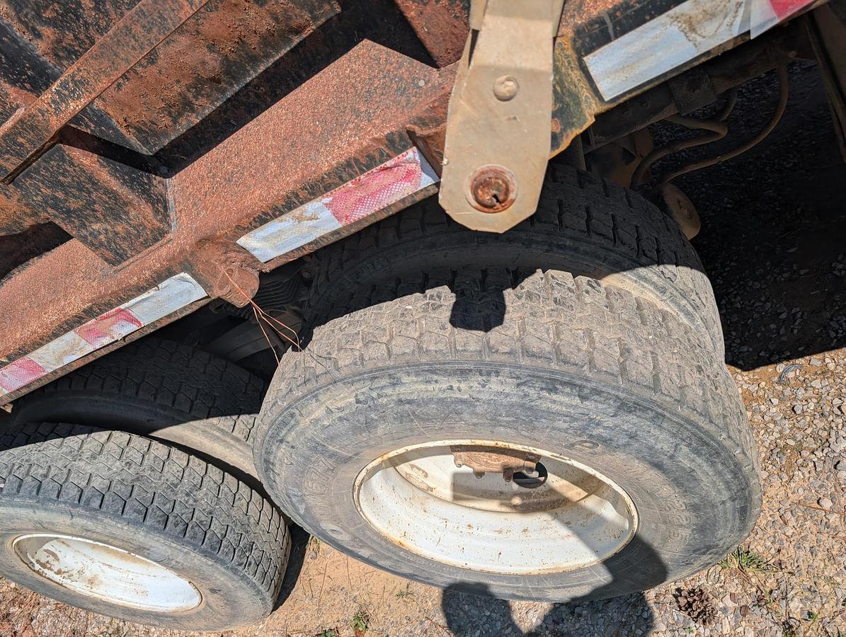 Used 2000 STERLING LT9500