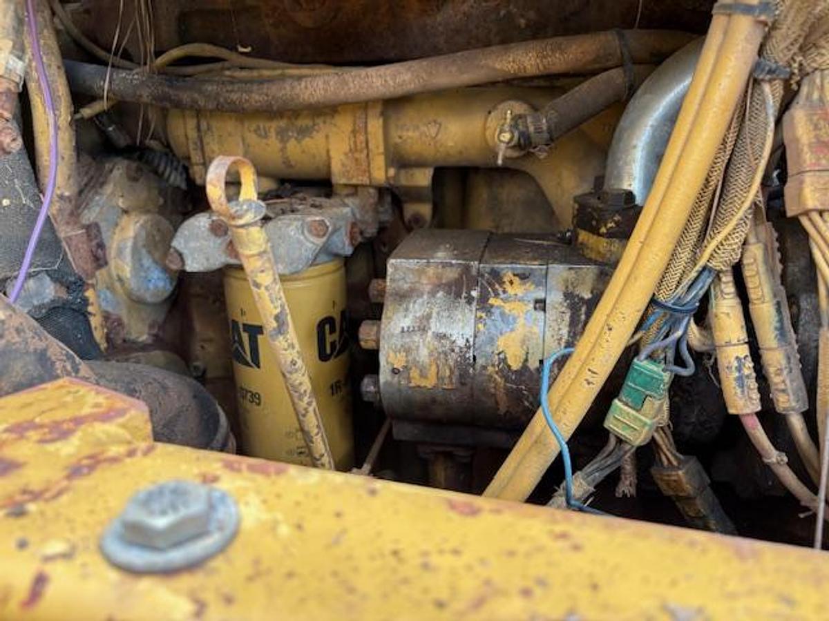 Used 1983 CATERPILLAR 963