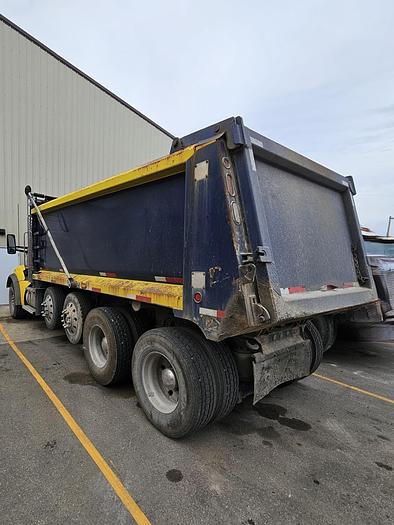Used 2019 KENWORTH T880