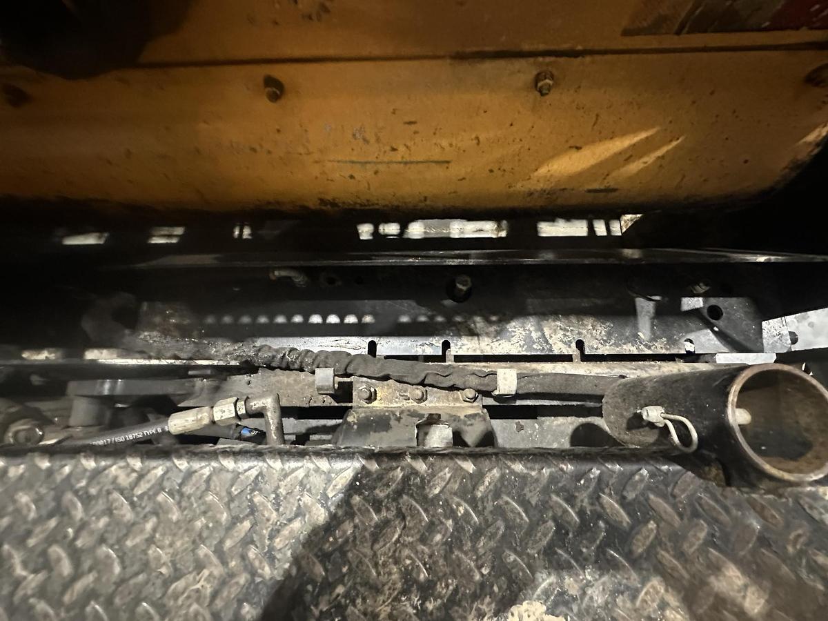 Used 2015 LEEBOY 8515C