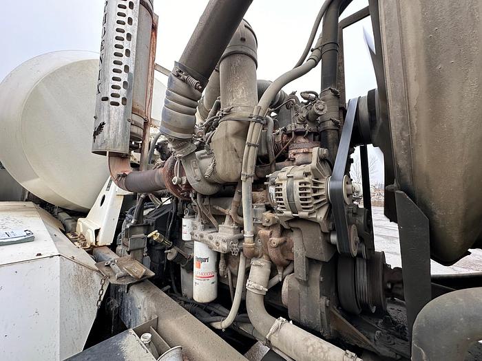 Used 2007 PHOENIX Front Discharge Mixer