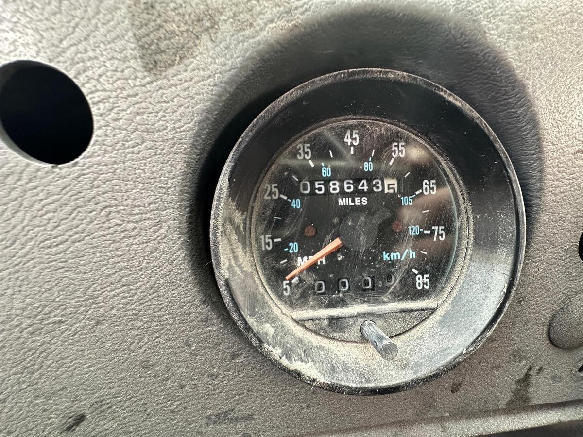 Used 2001 MACK DM690S