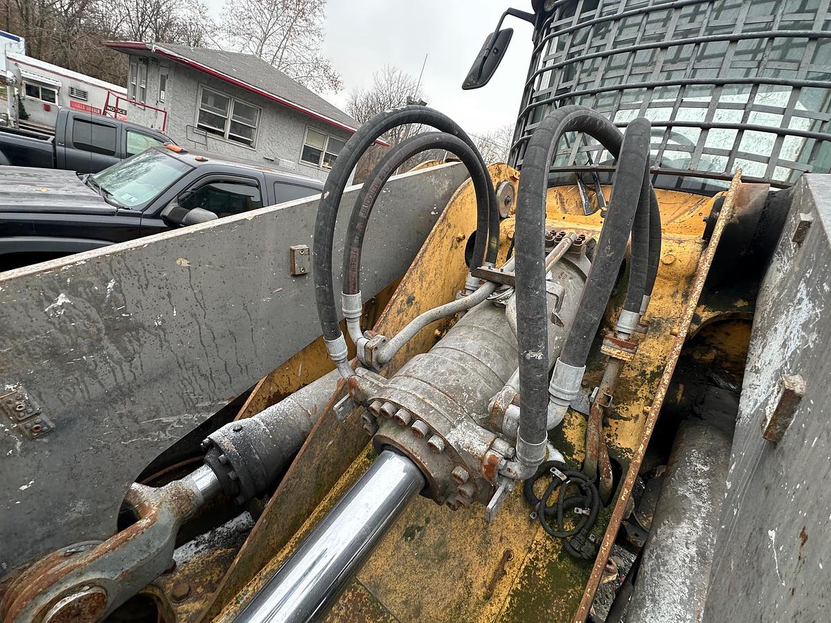 Used 2008 VOLVO L150F