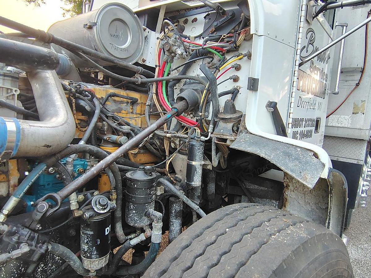 Used 1999 FREIGHTLINER 5-Axle