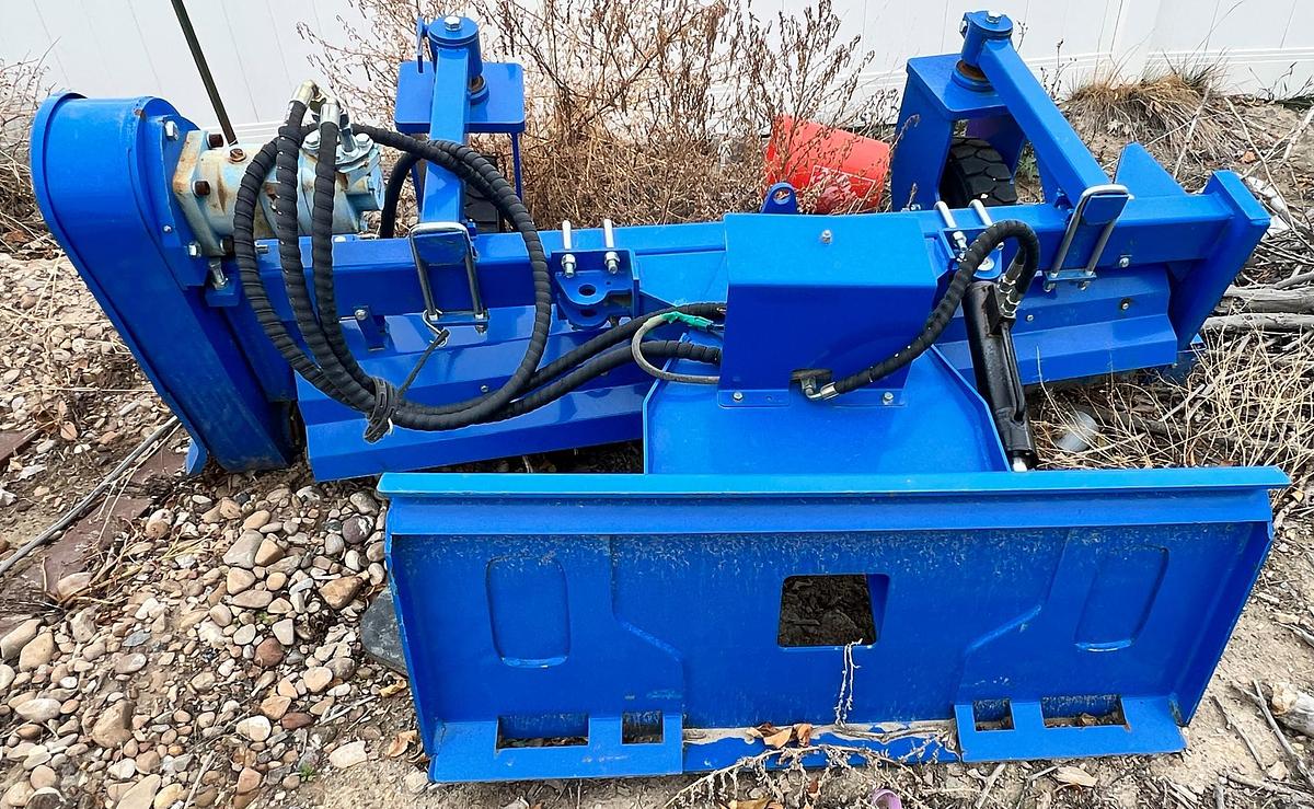 Used 2022 DEERE 317G