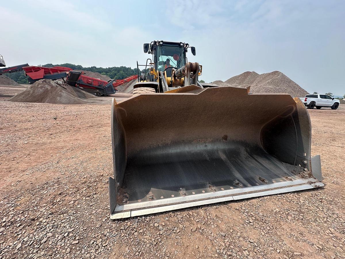 Used 2023 DEERE 744P