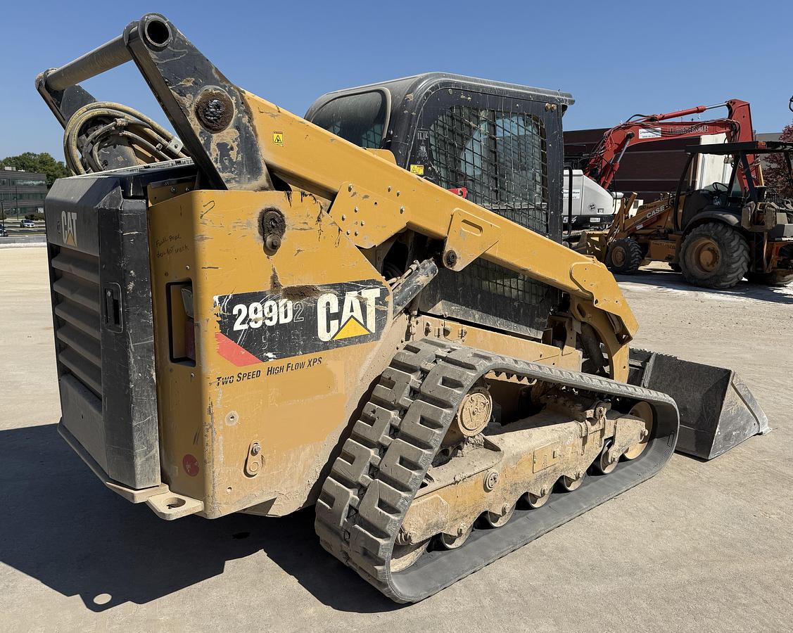 Used 2017 CATERPILLAR 299D2