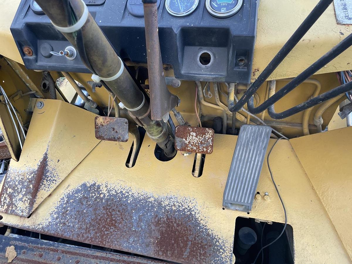 Used 1989 TCM FG25N2