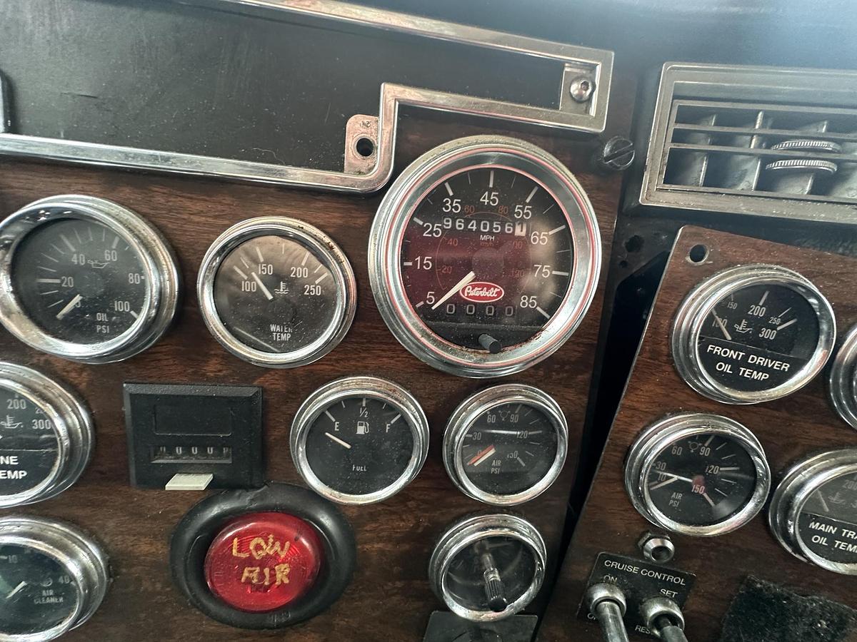 Used 1998 PETERBILT 379