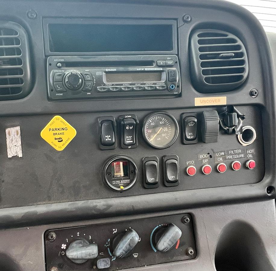 Used 2013 FREIGHTLINER 108SD Dump Truck