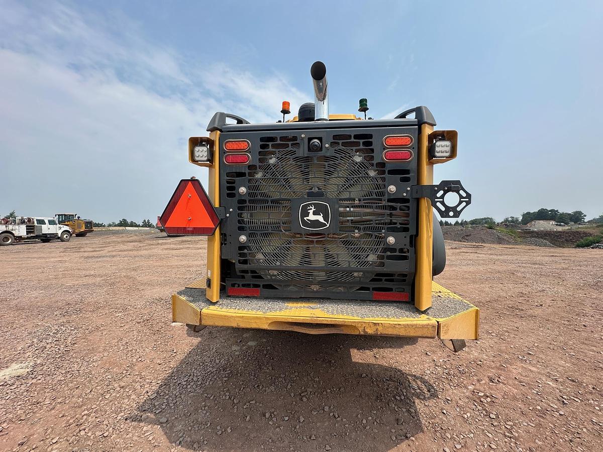 Used 2023 DEERE 744P