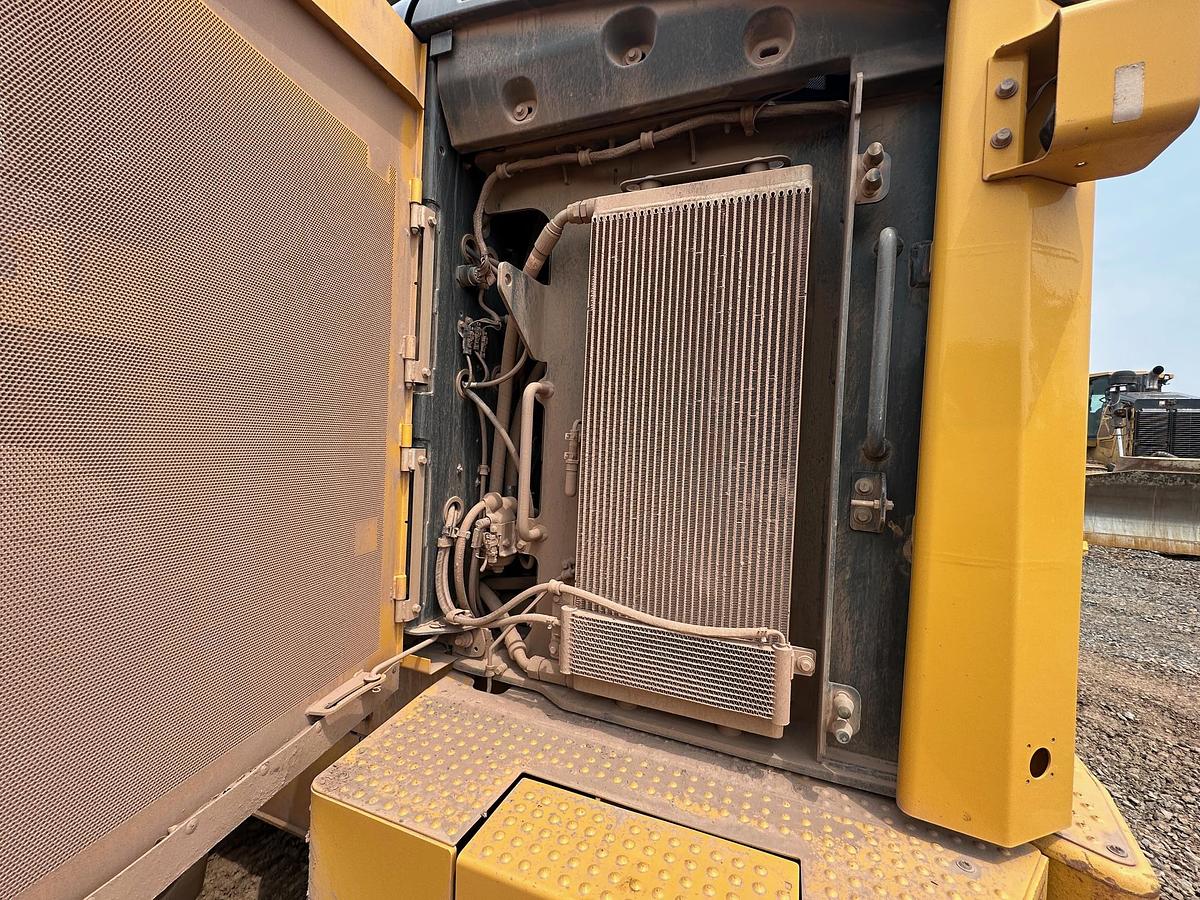 Used 2020 DEERE 744L