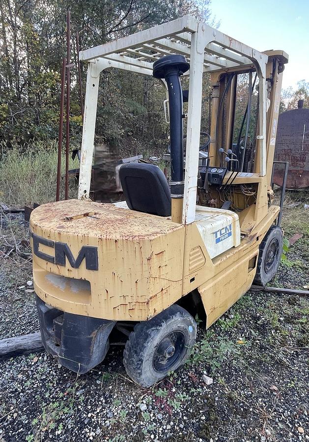 Used 1989 TCM FG25N2