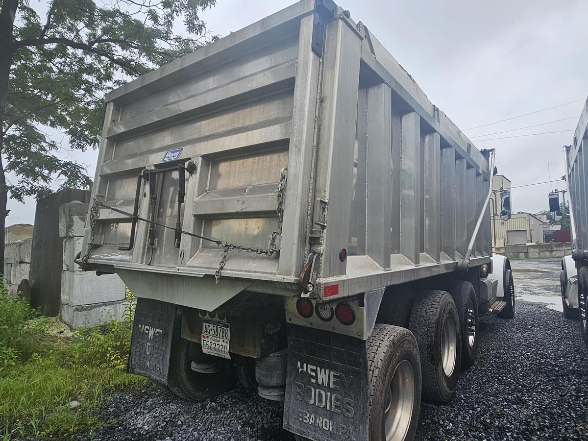 Used 2019 PETERBILT 365