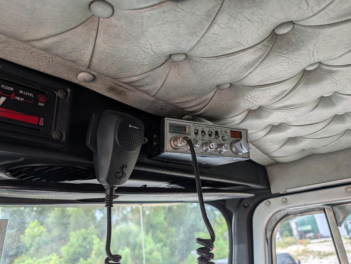 Used 1995 WESTERN STAR 4900