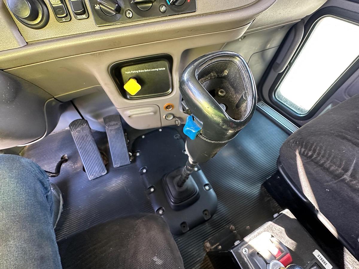 Used 2016 PETERBILT 365