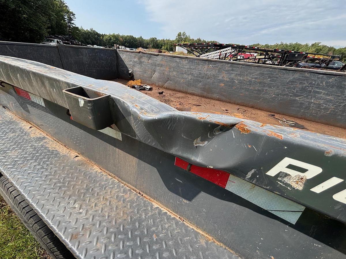 Used 2021 LAMAR DL831637