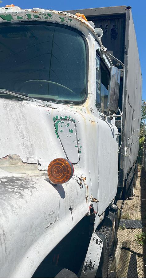 Used 1975 MACK DM686S