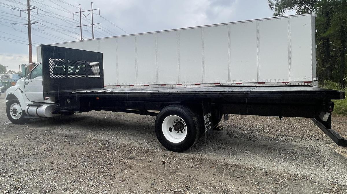Used 2015 FORD F750 XL SD Flatbed