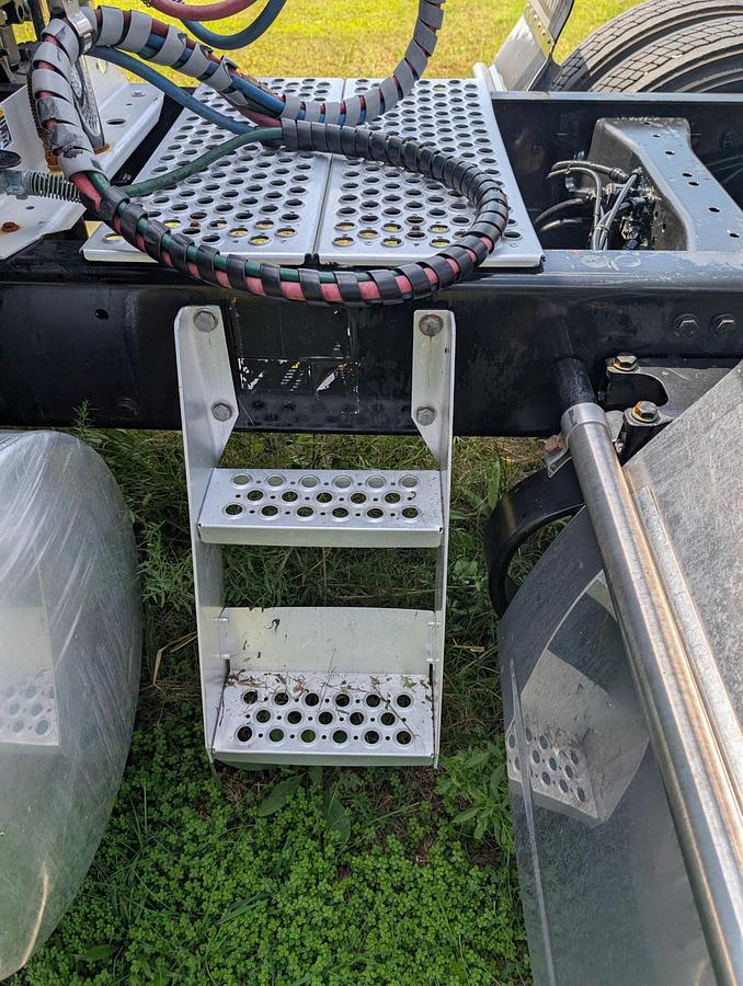 Used 2021 KENWORTH T680