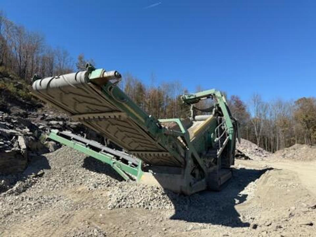 Used 2009 MCCLOSKEY R155