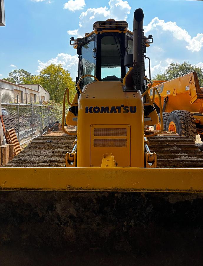 Used 2021 KOMATSU D61PX-24