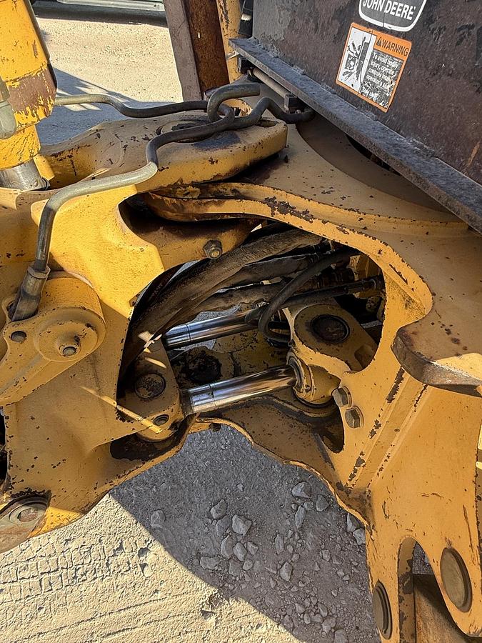 Used 2015 JOHN DEERE 310 SE