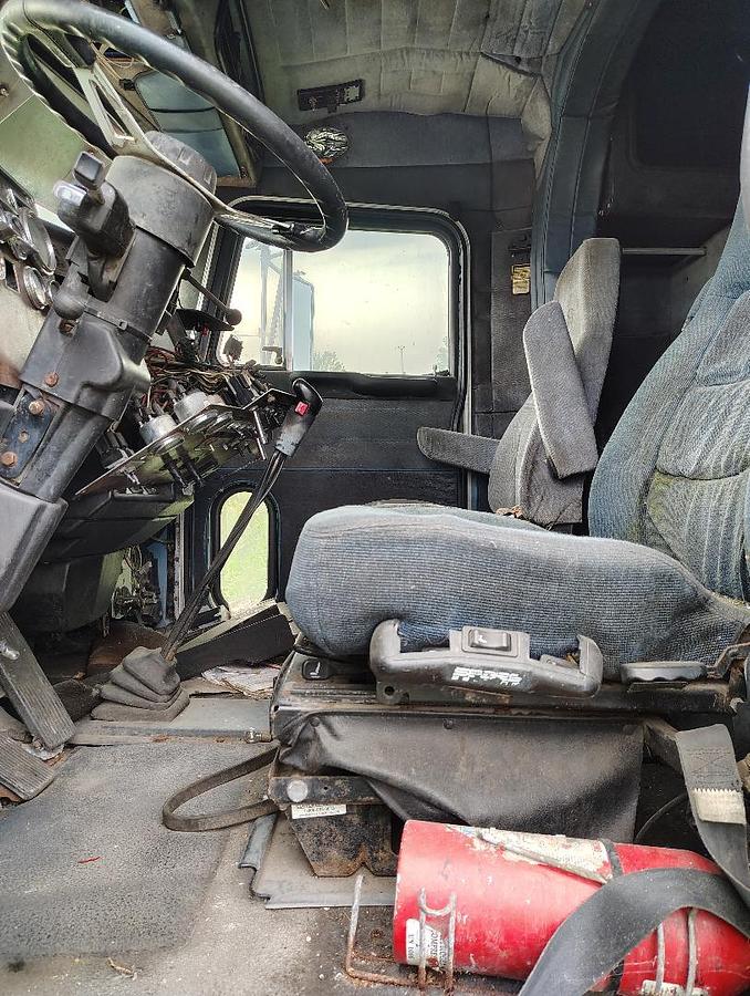 Used 1997 PETERBILT 379