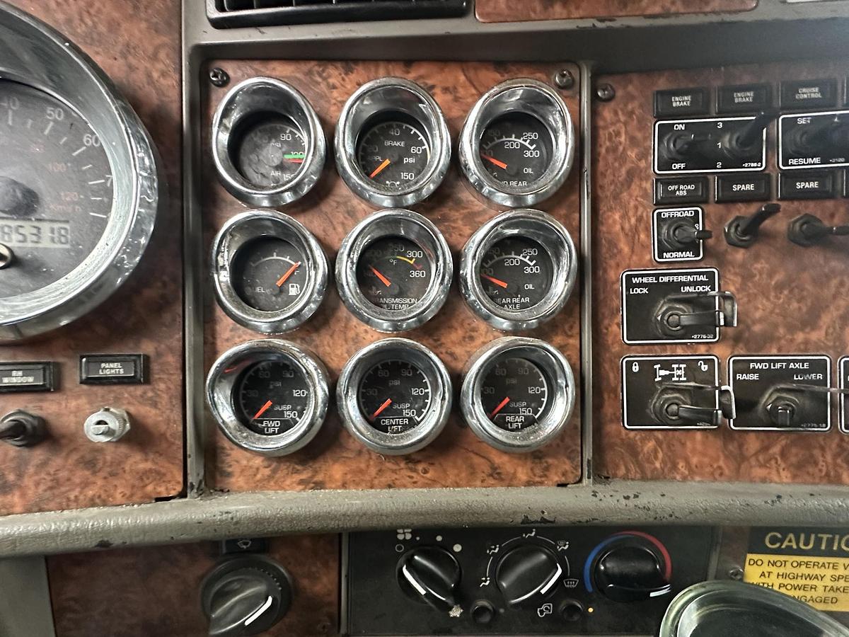 Used 2006 KENWORTH W900S