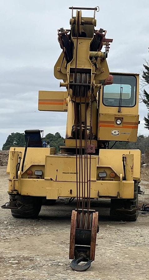 Used 1985 GROVE RT-522