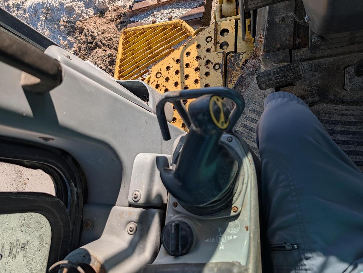 Used 2010 KOMATSU D61PX-15EO GALEO