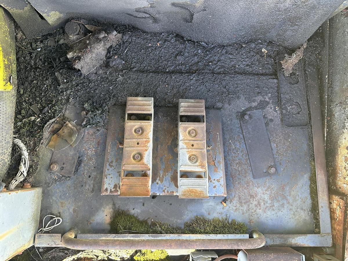 Used 1984 CASE POCLAIN 220CKNA