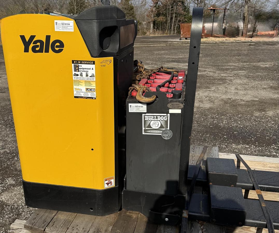 Used 2016 YALE Lift Truck Model