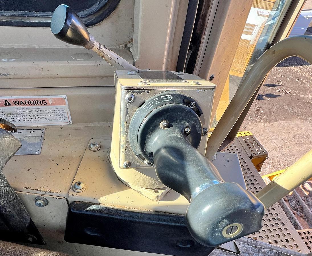 Used 1997 CATERPILLAR D8R