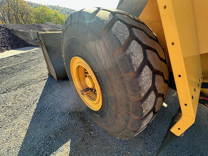Used 2015 VOLVO L150H