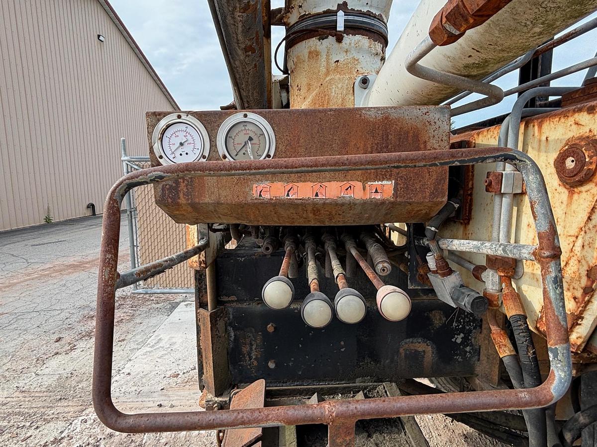 Used 1991 KENWORTH Flatbed