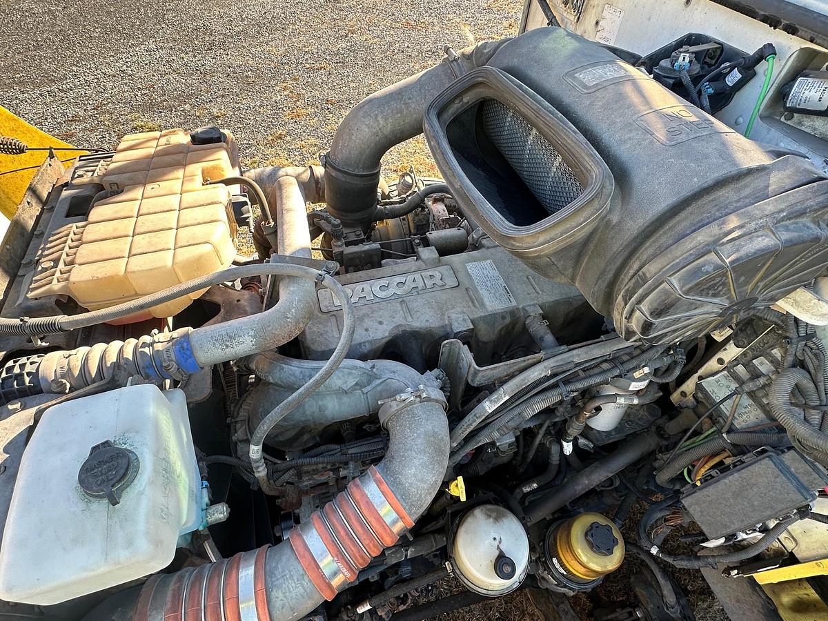 Used 2013 PETERBILT 384