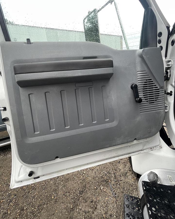 Used 2015 FORD F750 XL SD Flatbed