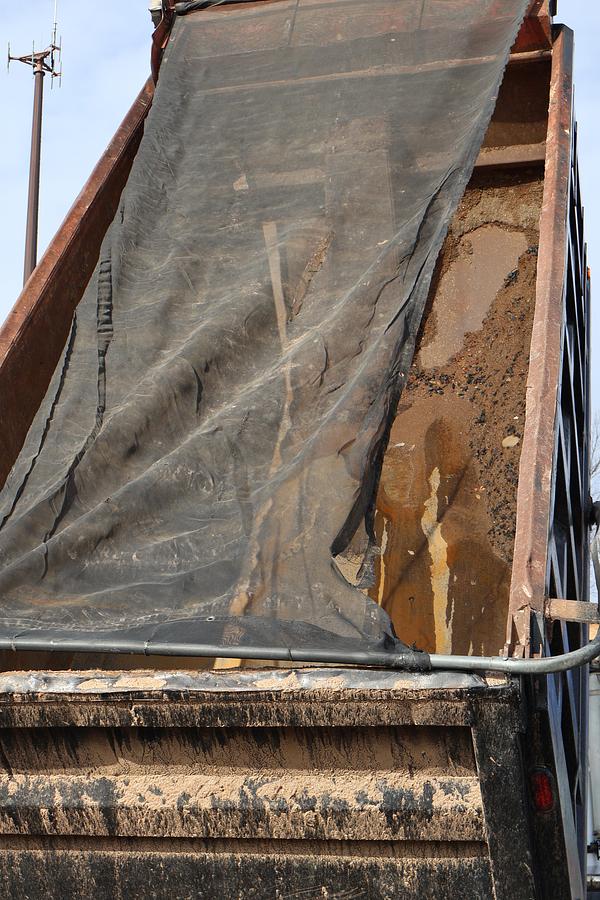 Used 2007 MACK Granite CV713