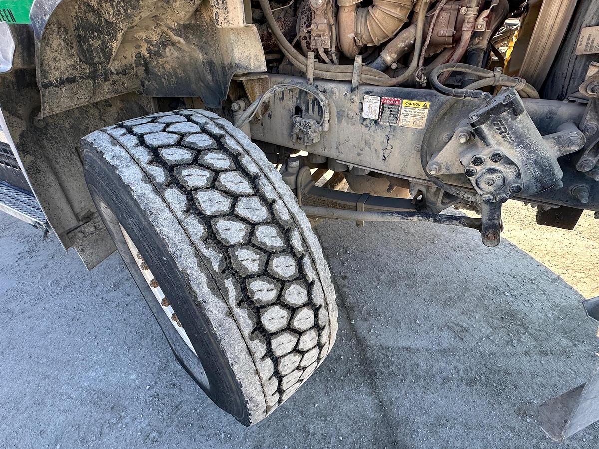 Used 2019 MACK GR64B