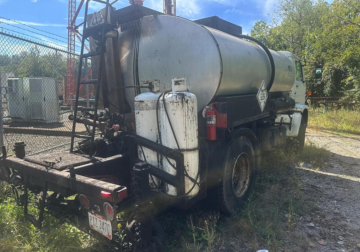 Used 1995 PETERBILT 200