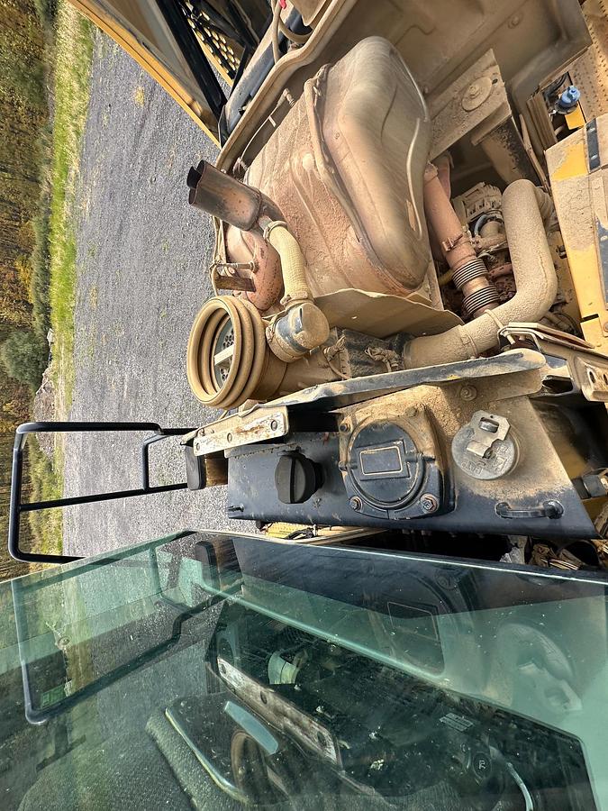 Used 2015 CATERPILLAR 962M