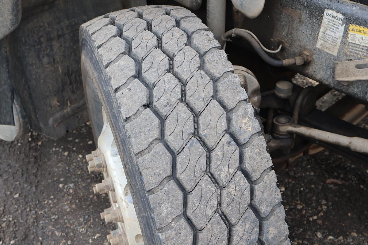 Used 2007 MACK Granite CV713