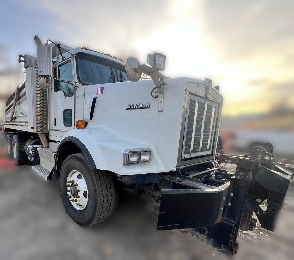 Used 2013 KENWORTH t800