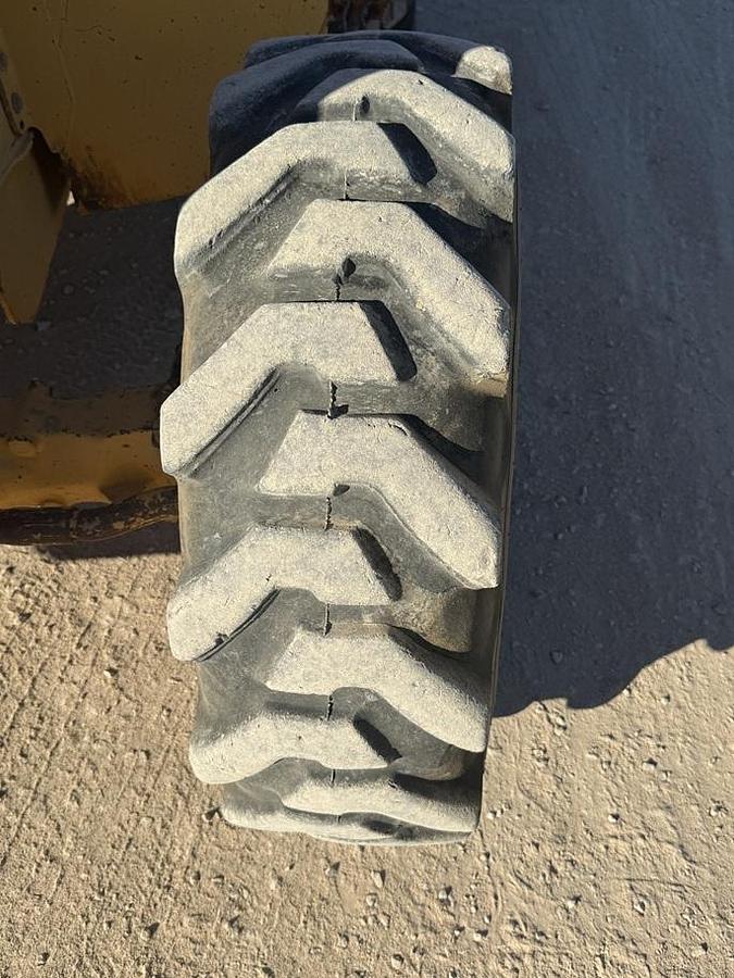 Used 2015 JOHN DEERE 310 SE