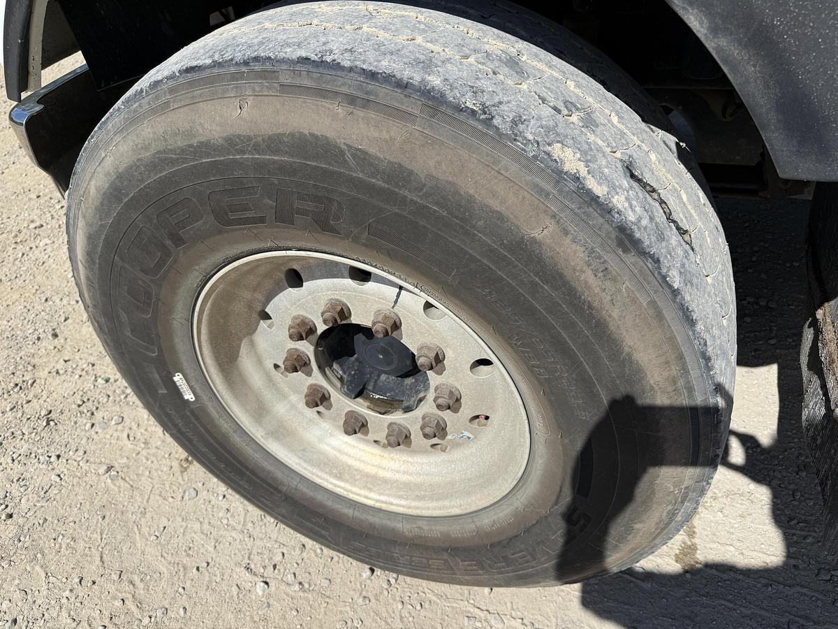 Used 2016 VOLVO VHDNC64RN