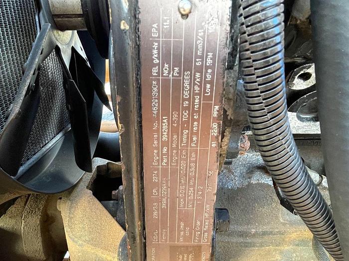 Used 2003 CASE 570M XT