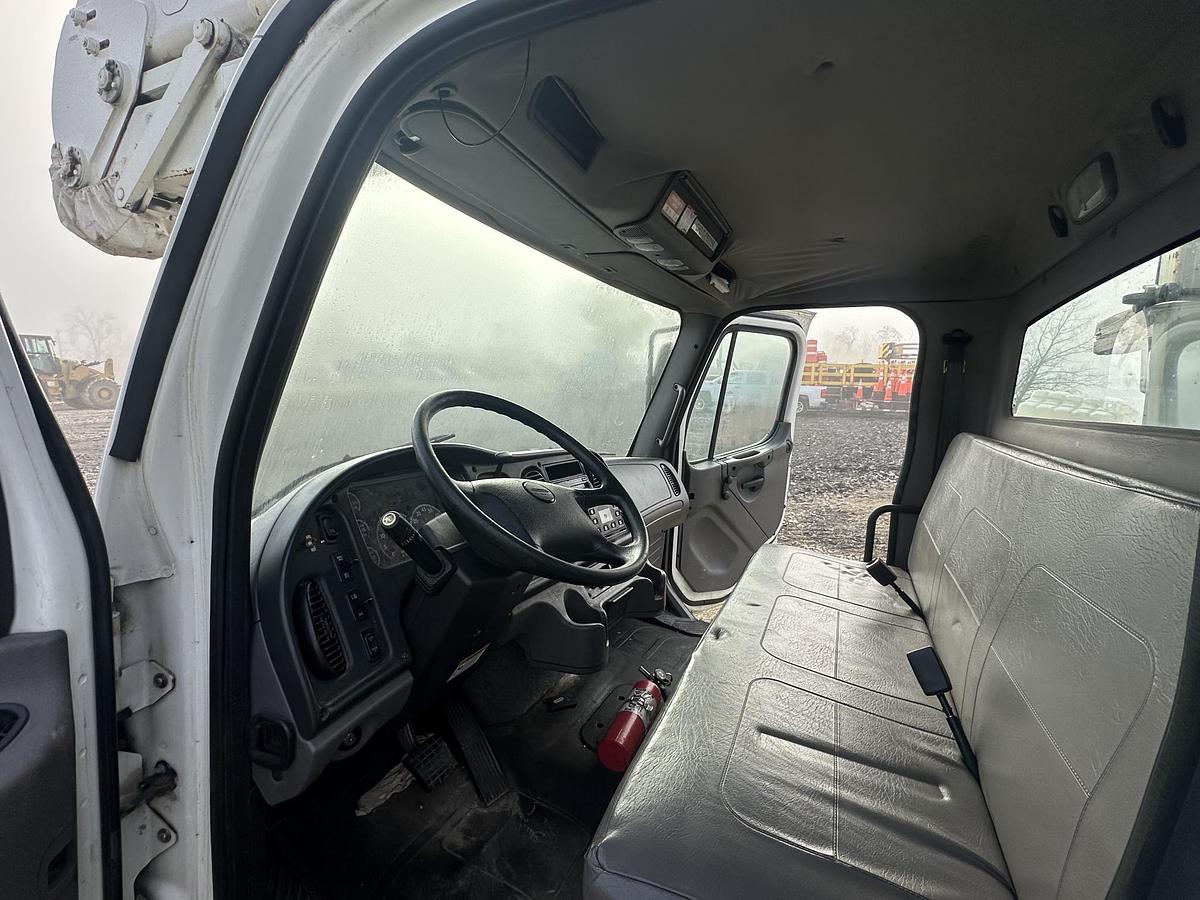 Used 2017 FREIGHTLINER M2 106