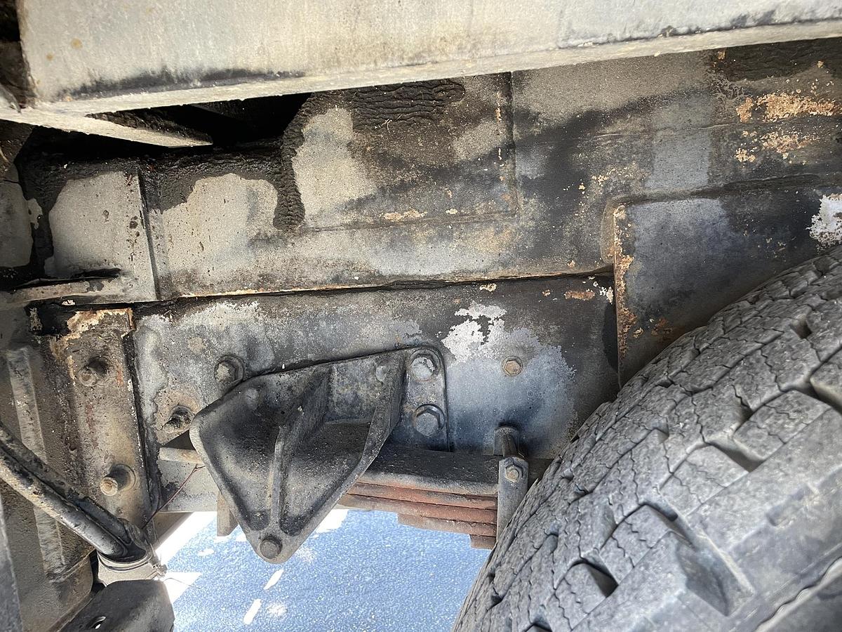 Used 2013 INTERNATIONAL 4300 Utility Bucket