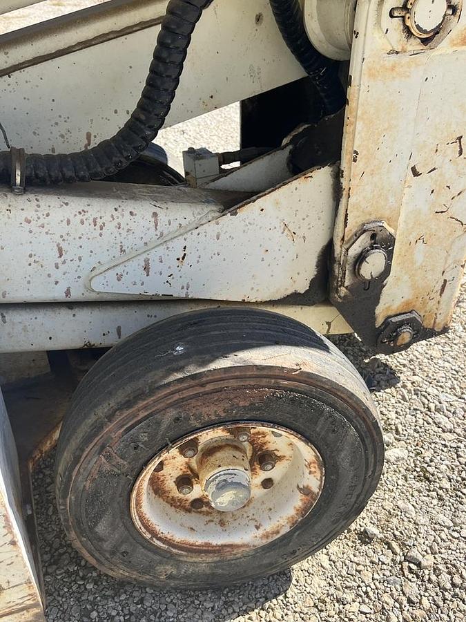 Used 1997 SIMON L2034E